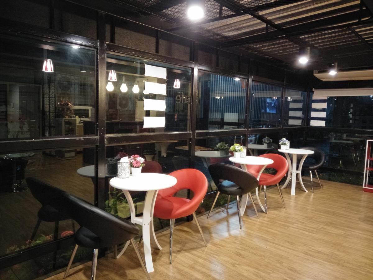 Rinrada Place Hotel Ubon Ratchathani Ngoại thất bức ảnh