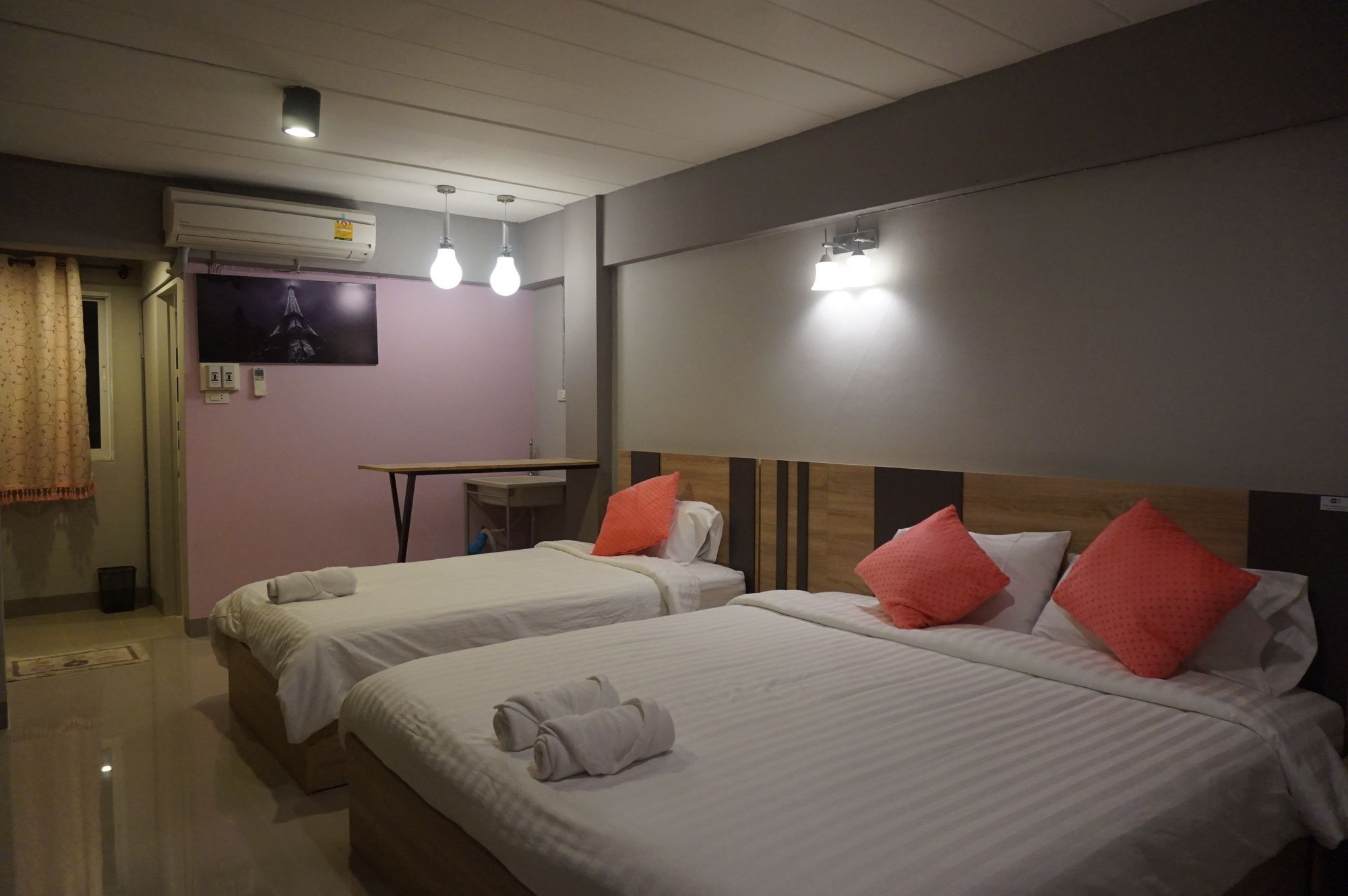 Rinrada Place Hotel Ubon Ratchathani Ngoại thất bức ảnh