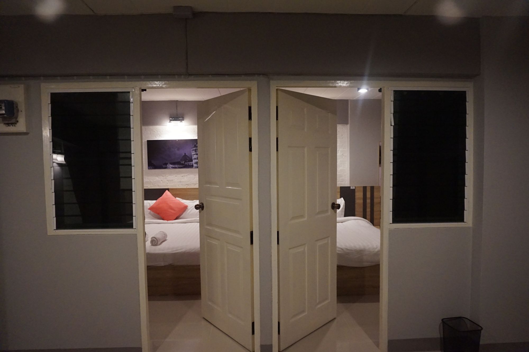 Rinrada Place Hotel Ubon Ratchathani Ngoại thất bức ảnh
