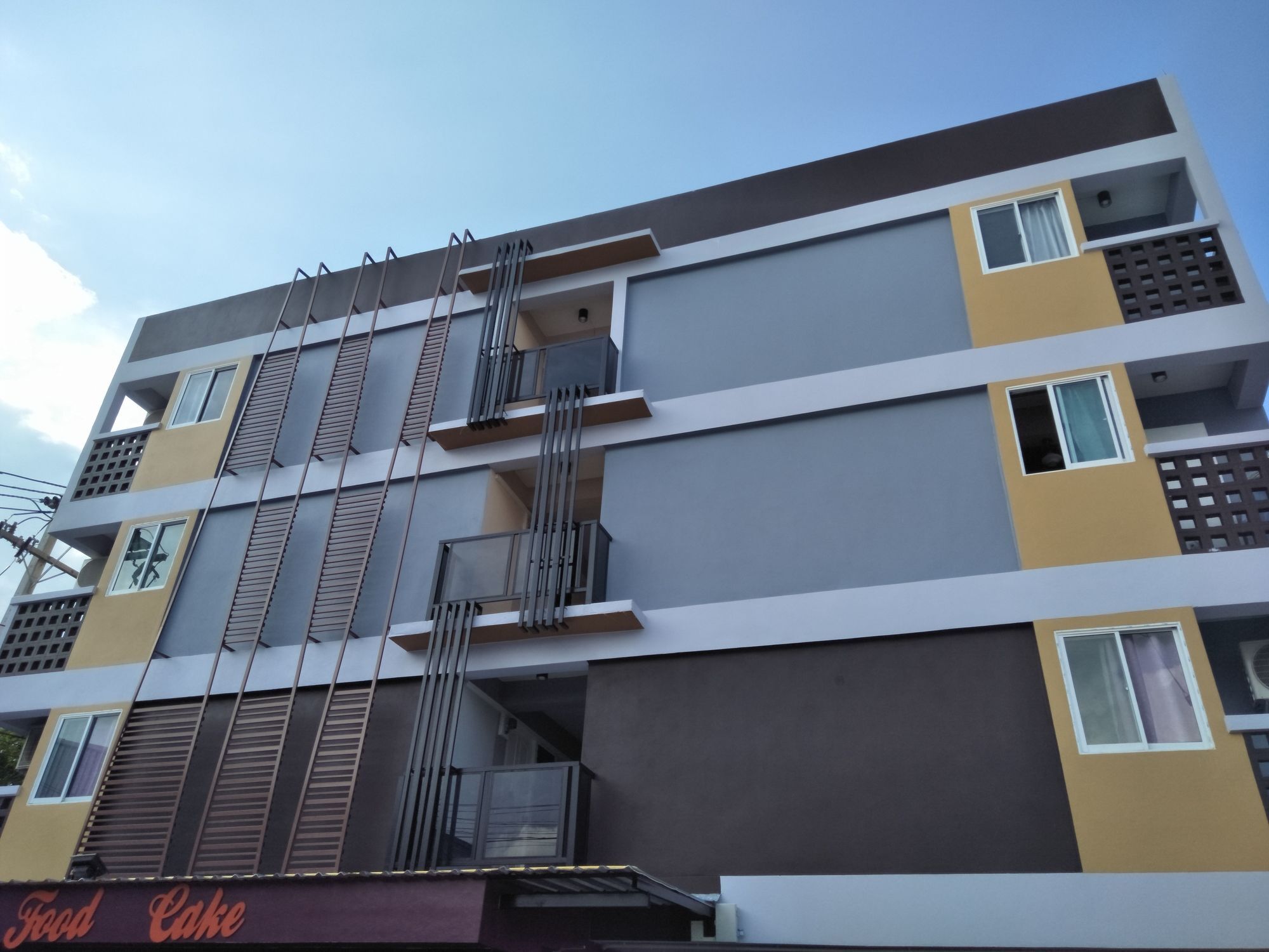 Rinrada Place Hotel Ubon Ratchathani Ngoại thất bức ảnh